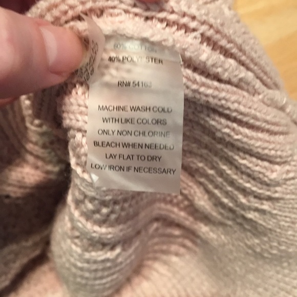 Calvin Klein Blush Sweater - Picture 5 of 6